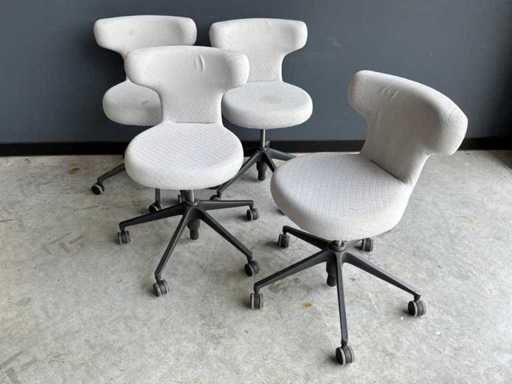 Vitra Pivot Vergaderstoel (4x)