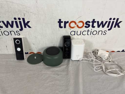 EGLO Roccanova – Tafellamp | TP-Link Tapo D235 – Videodeurbel | Eufy Video Doorbell – Videodeurbel