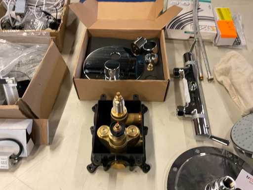 Hotbath B009 Rubinetto termostatico per docce integrato