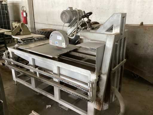 COSMAC Macchina per il taglio delle piastrelle/ marmi