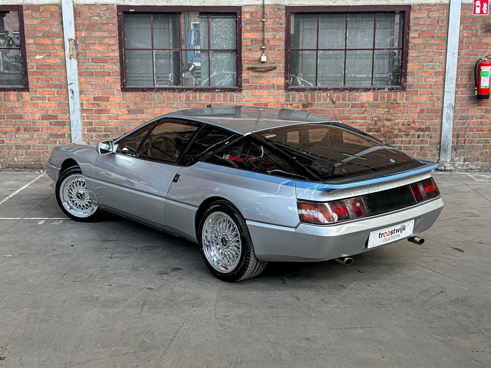 Renault Alpine 2.5 V6 GT Turbo 200pk 1986 (Origineel-NL), PK-24-GL
