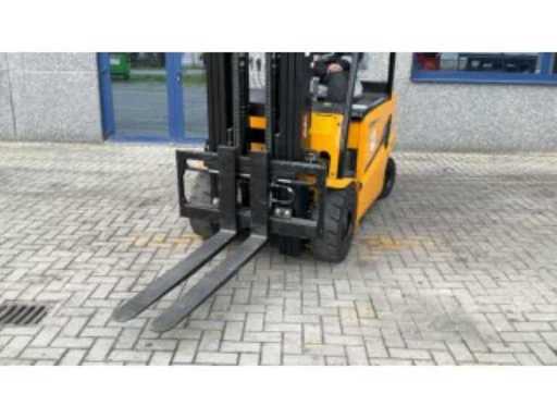 28e3c60c-83b7-4d8c-b0d3-4cbb90db110a.mp4