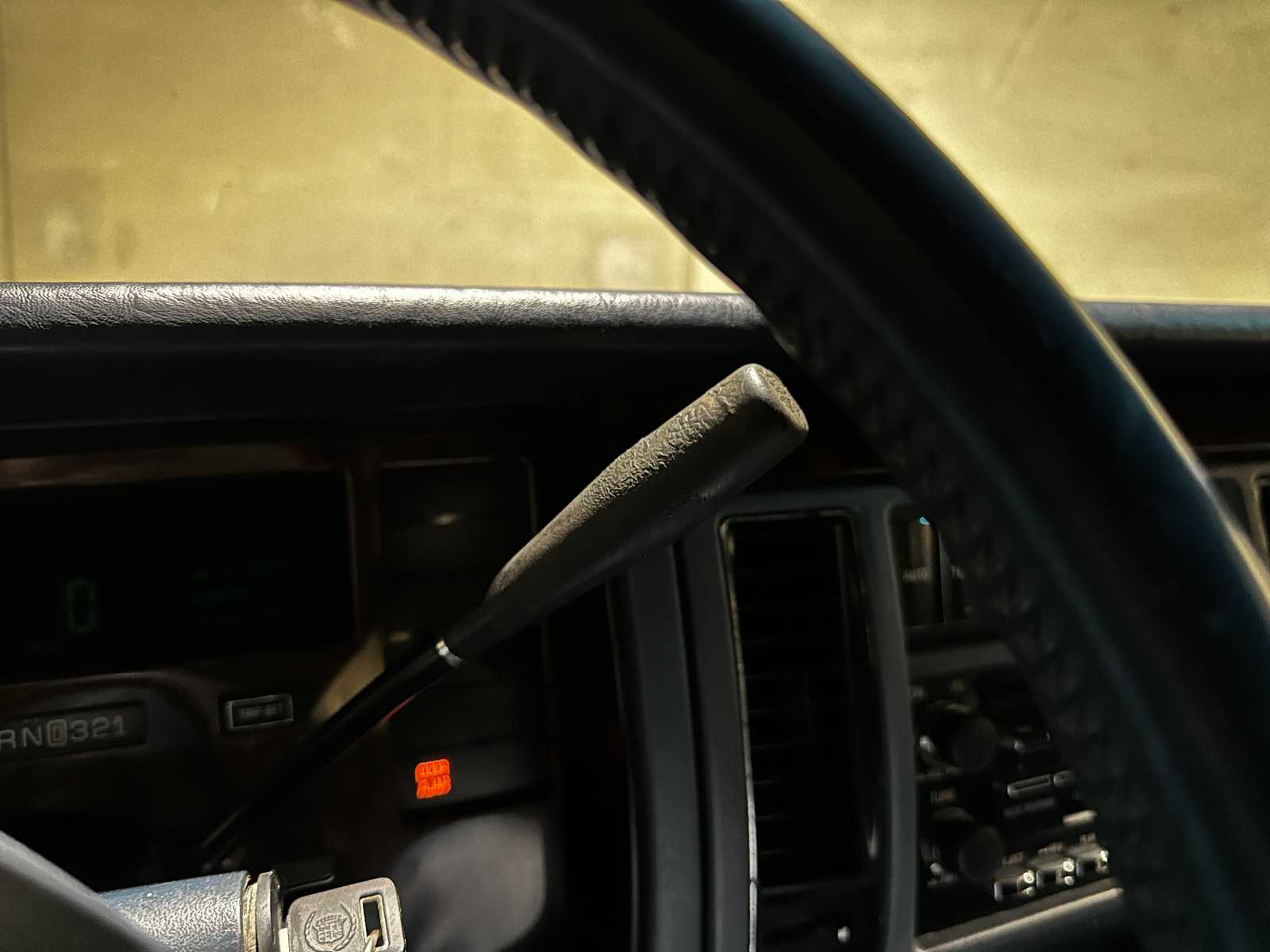 Cadillac Fleetwood Brougham 256pk 1995, G-578-KG