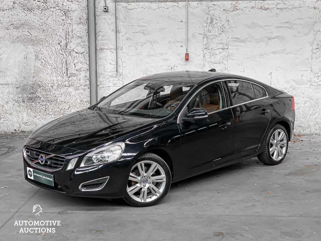 Volvo S60 3.0 T6 AWD Summum 305 CP 2010 -Orig. GB-50-LTS-5