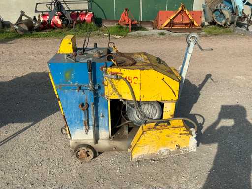 1996 Lunzen Béton, scie