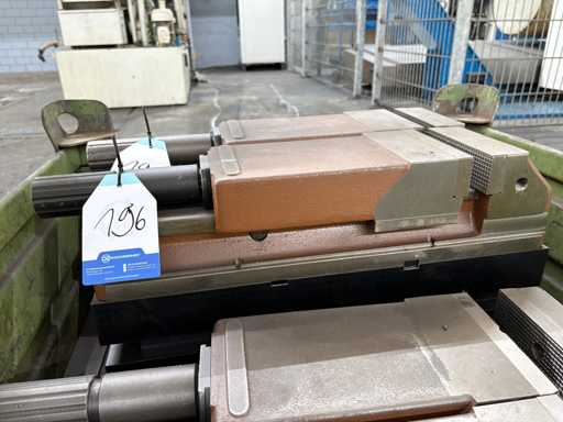 ALLMATIC HD 160 Machine Vise