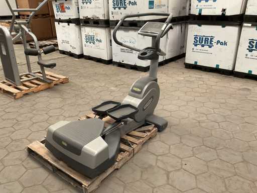 TechnoGym Wave Cardio Wave Crosstrainer