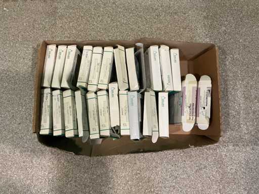 A lot of Adaptor for Nellcor compatible SpO2 sensors. 2018 Medical Technology AC031-113-1