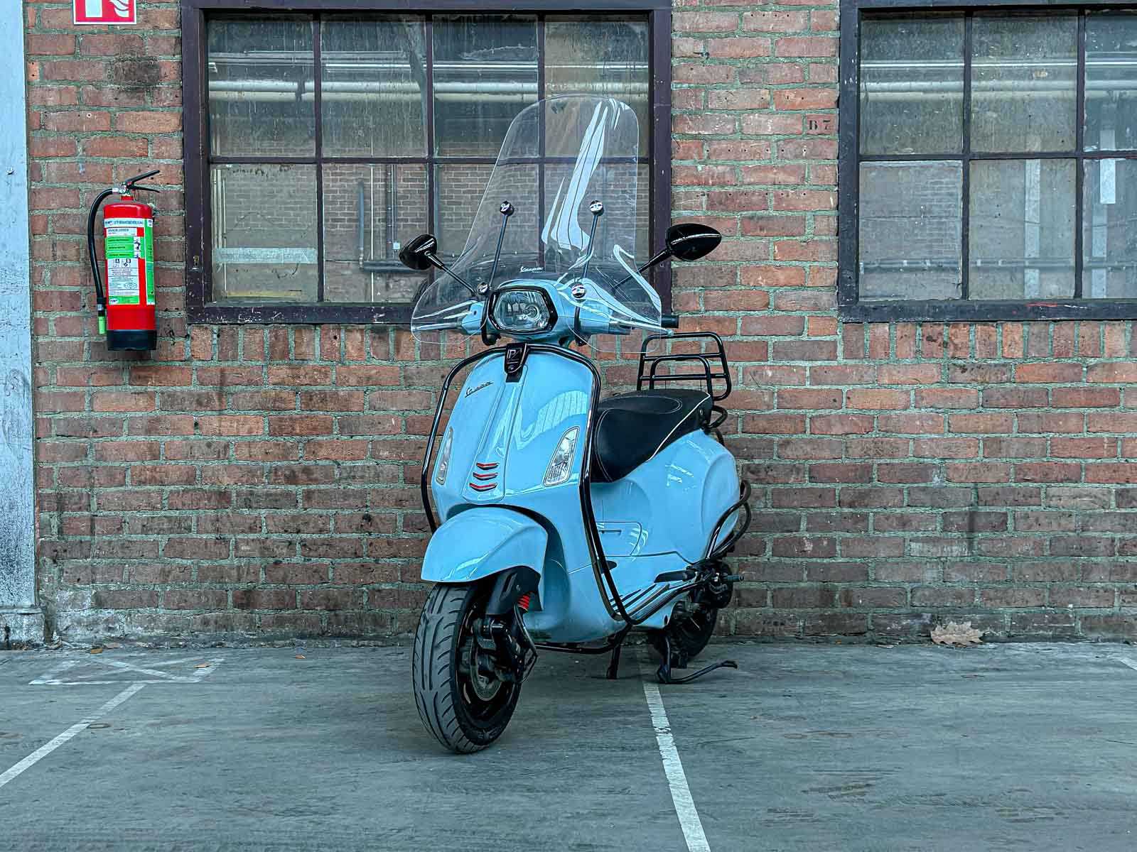 Piaggio Vespa Sprint 4T 2014 Scooter, F-653-XT