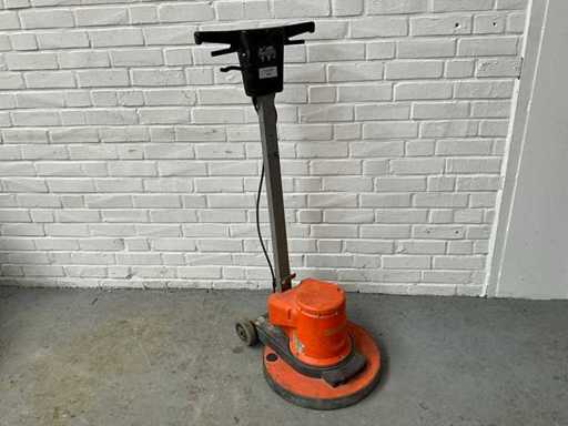 Aparat Numatic NPR 1515 cu un singur disc