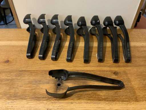 Plastikowe szczypce do serwowania (9x)