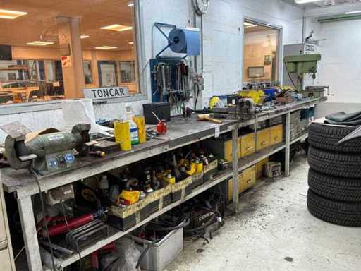 Workbench with content