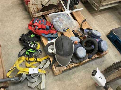 Charge persönlicher Sicherheitsausrüstung