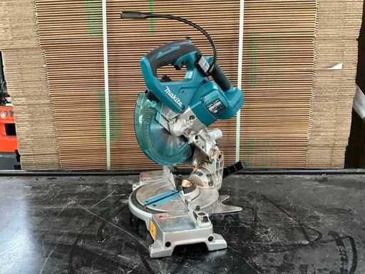 2025 Makita DLS600 cordless miter saw