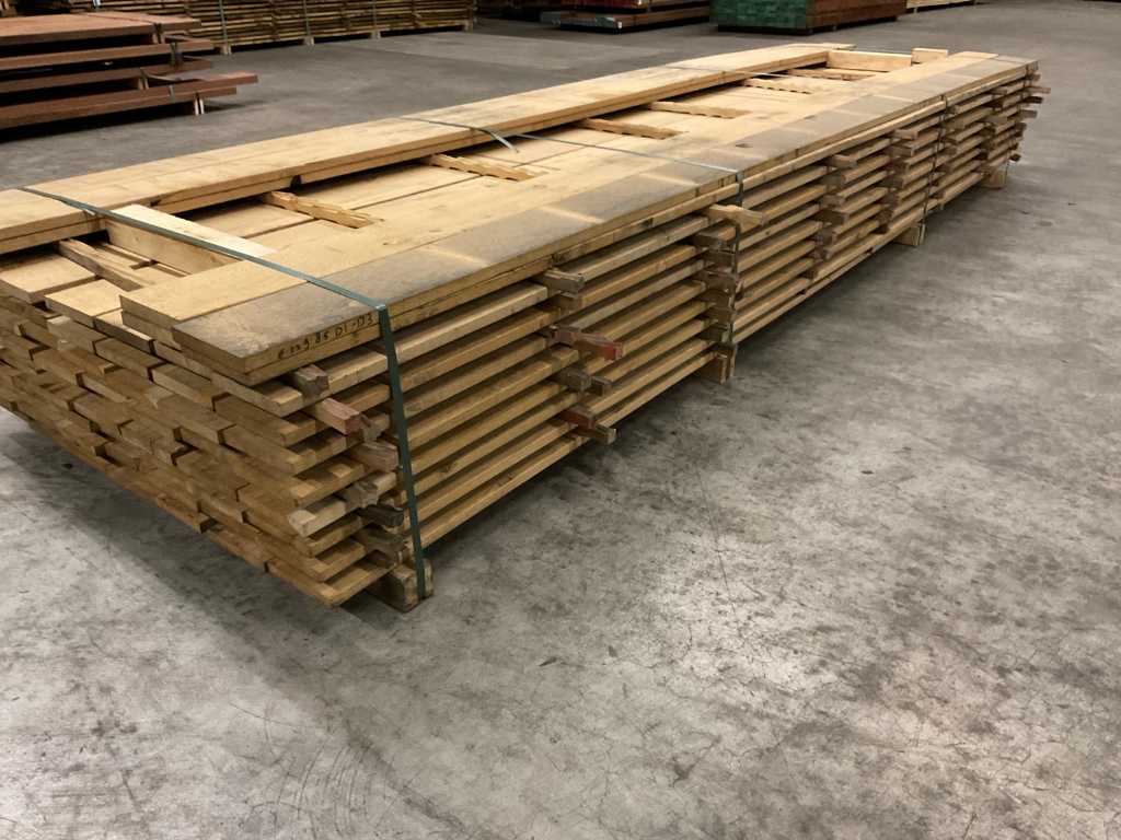 Planches de chêne européen rabotées (64x)
