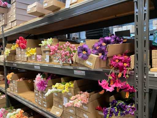 Lot de fleurs artificielles