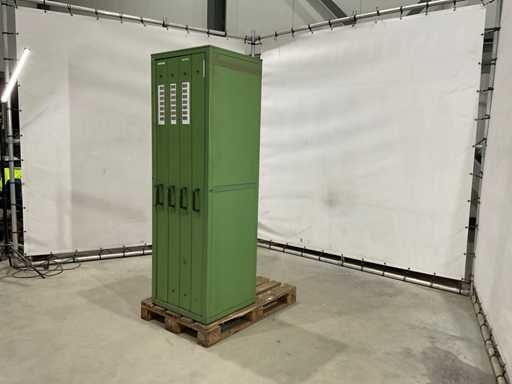 Armadio per utensili in metallo