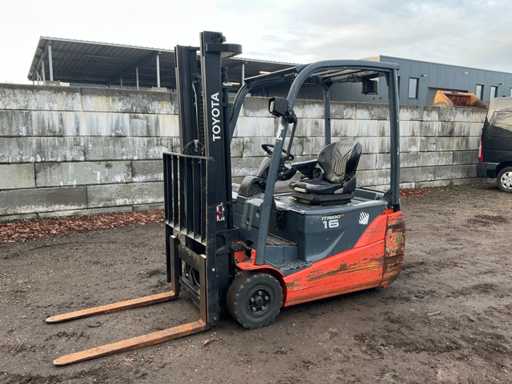 Toyota 8FBET16 Wózek Widłowy 2011