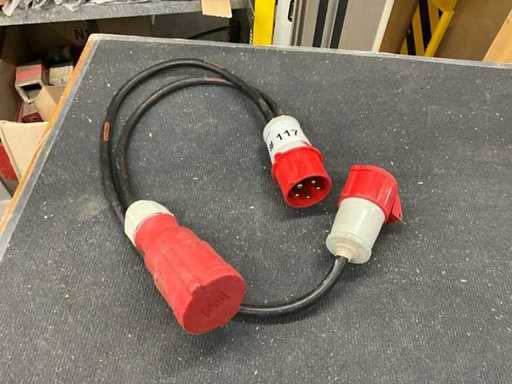 Adaptor CEE 32A la CEE 32 A și cablu de alimentare de 16A - lungime de 1,0 m