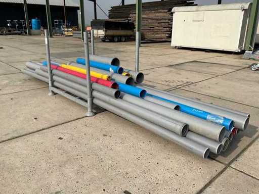 Partij PVC buizen