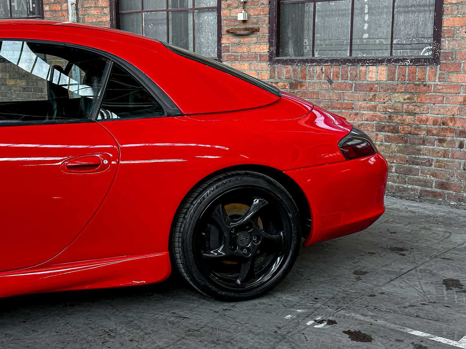 Porsche 911 Cabriolet Carrera 3.4 996 (Hardtop) 300pk 2001 Youngtimer