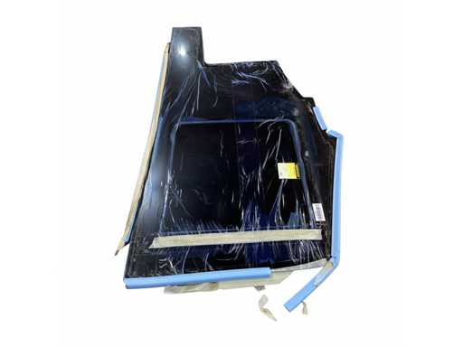 Sticlă laterală Lewmar cu trapă pentru intrarea salonului Moody 41 Deck - 79075540