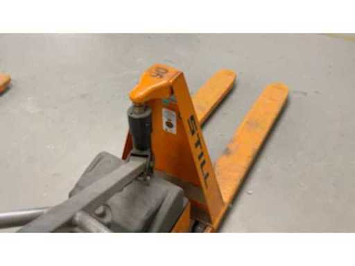 ece79004-34cc-407c-aa2a-314182e83950.mp4