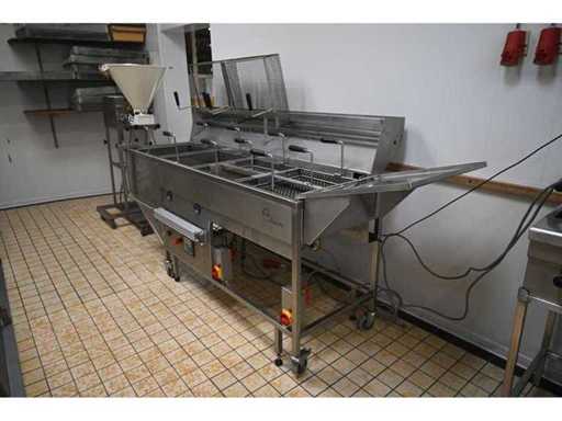 2019 Everbake Capway Creare Automatic 4-Delige RVS Oliebollen Friteuse met pneumatisch opduwsysteem