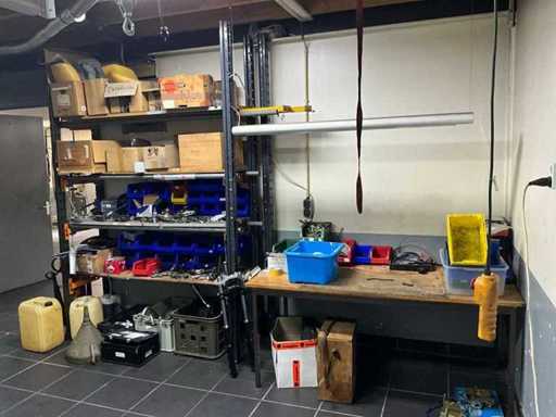 Inventario dell'officina e parti del motore