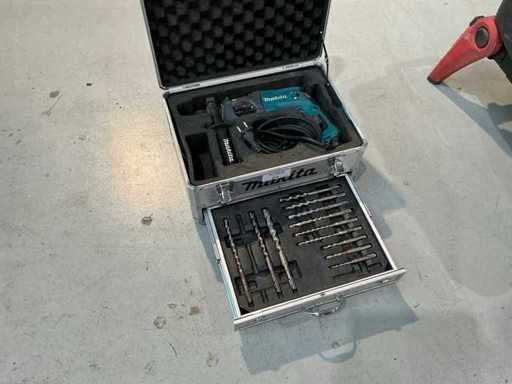 Młot obrotowy Makita HR2230 z 2023 roku