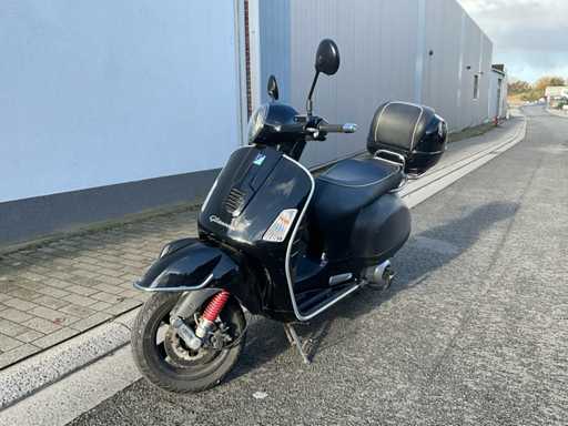 PIAGGIO Vespa GTS300