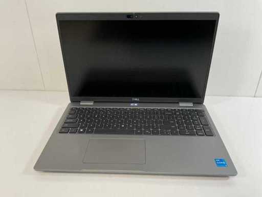 Dell Latitude 5540 15,5", Core(TM) i5 13. generacji, 16 GB RAM, 256 GB NVMe Laptop