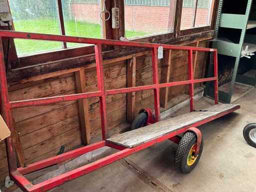 Schallplattenwagen