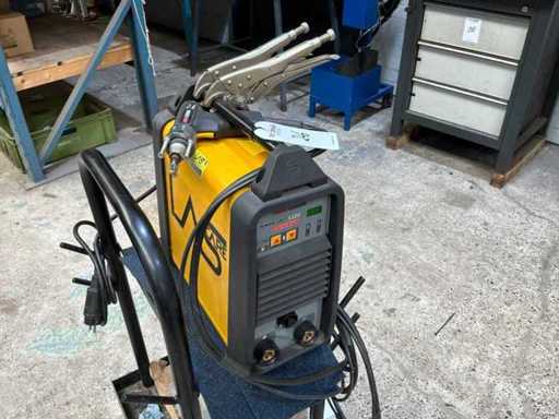 Machine à souder Cebora Power Spot 5500 broches en aluminium
