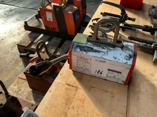 2011 Mennens MHM 1000 Aimant de levage