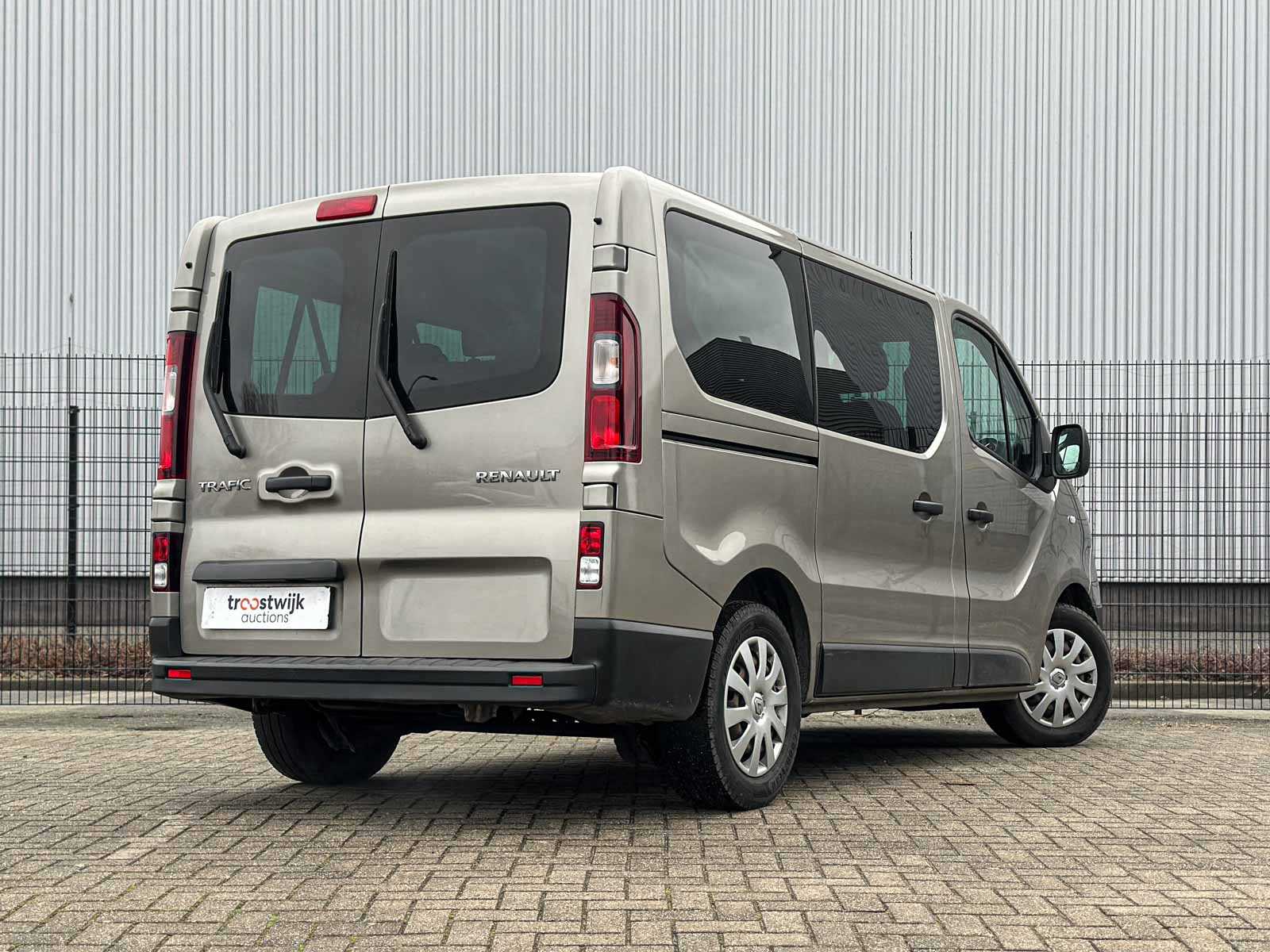 Renault Trafic 9-Seater 2.0 146hp 2020 Commercial Vehicle