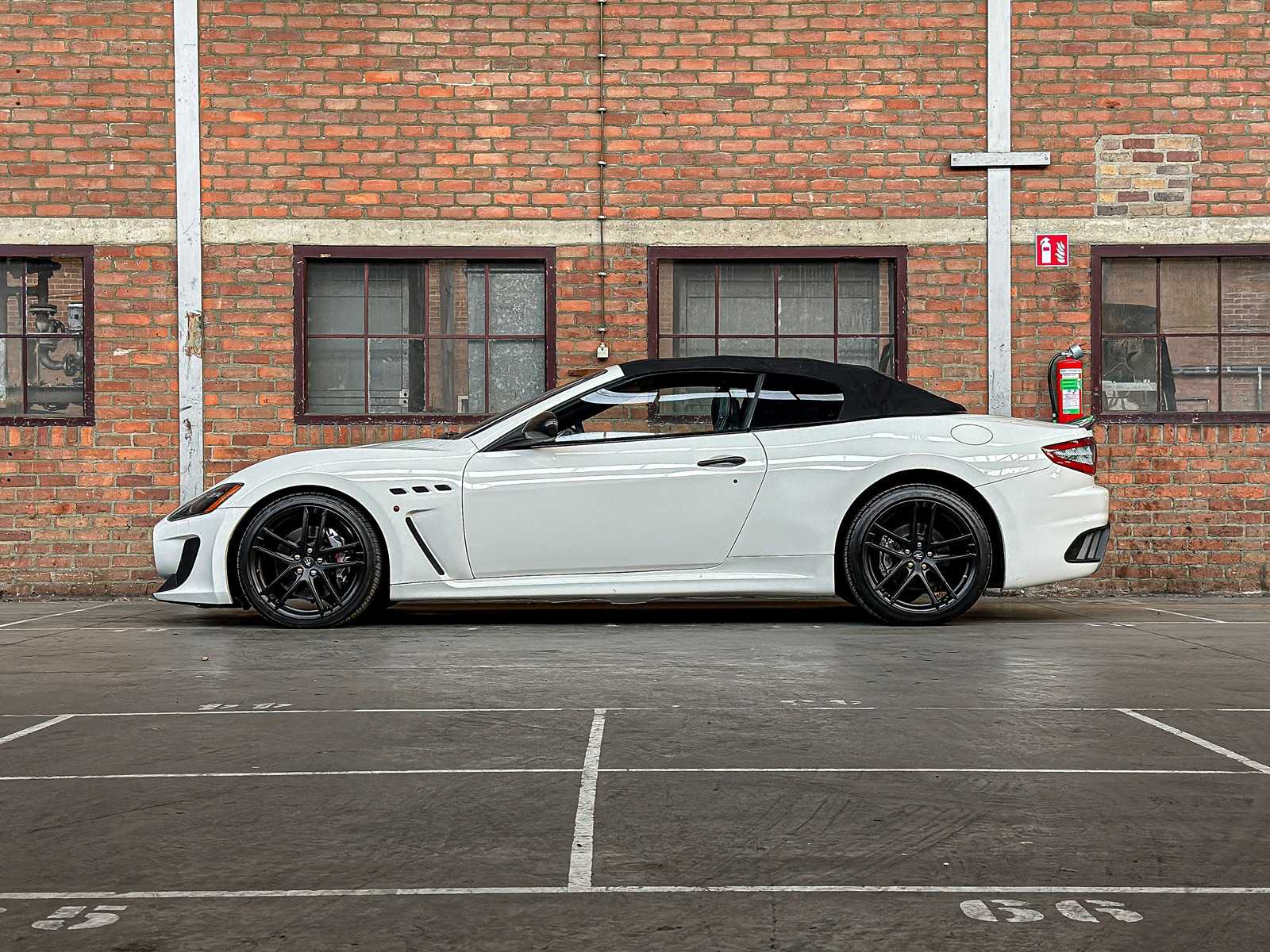 Maserati MC Stradale Gran Cabrio 4.7 V8 -MC Sportline- 460pk 2015 GranTurismo