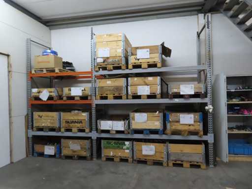 Lot de pièces de chauffage au gaz, contenu de l’échafaudage