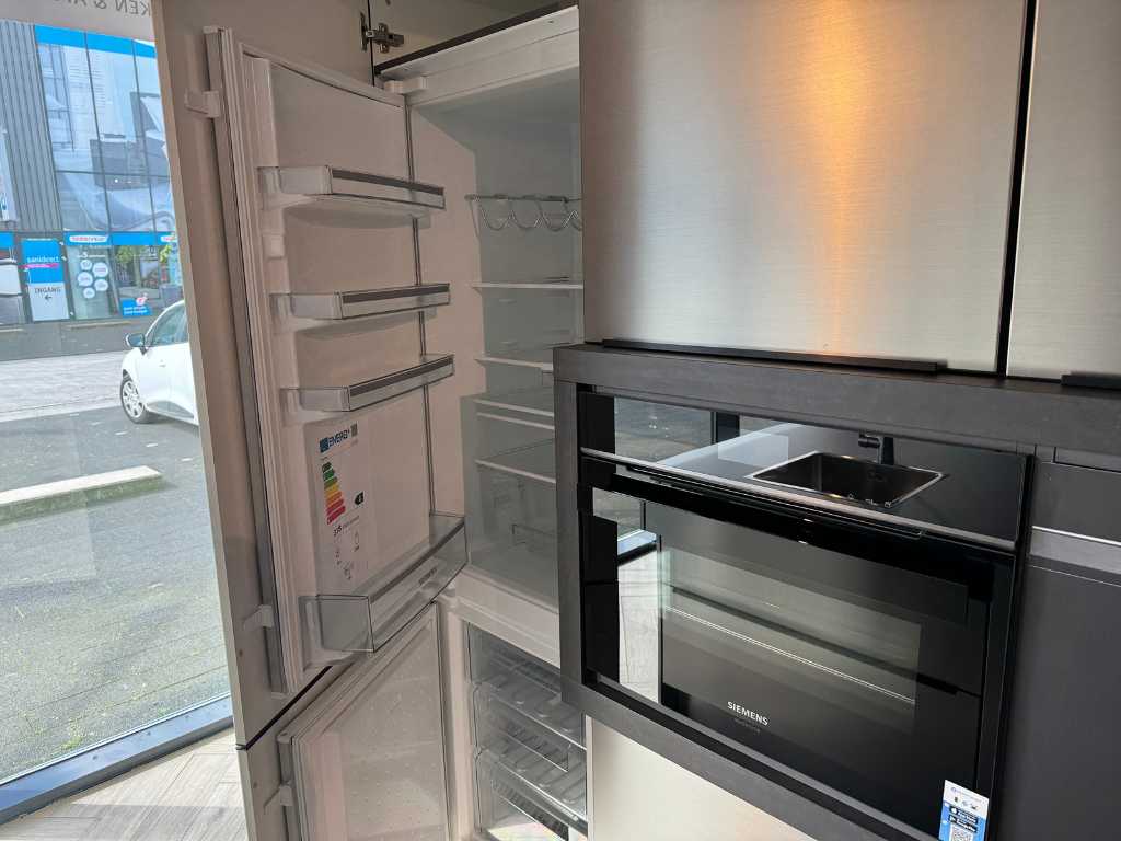 Siemens - KI34VV22FF - Combinazione frigorifero/congelatore