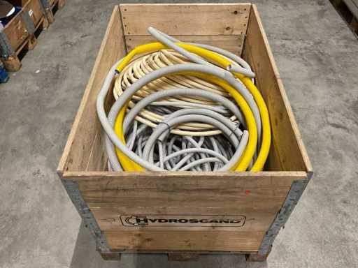 Partia materiałów instalacyjnych