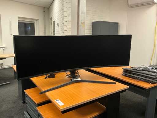 Samsung C49J890DK Moniteur incurvé 49"