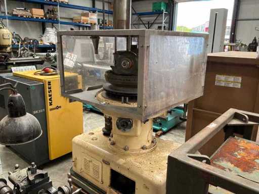 1965 Horn B2M-S Pillenpressmaschine