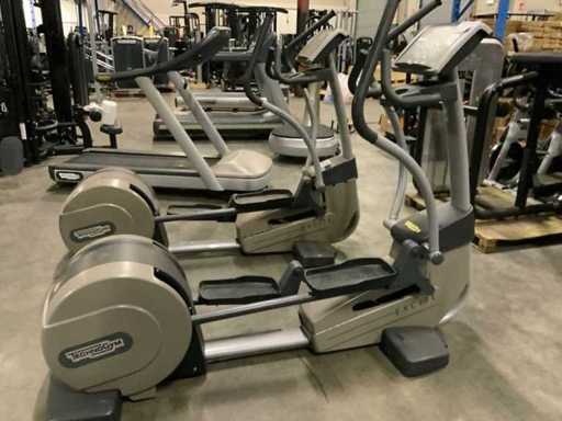 Technogym Excite Synchro 500 geführter Crosstrainer Crosstrainer