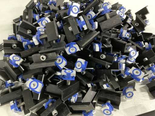 Aluminium-Endklemme für die Montage von Solarpaneelen (250 Stück) (104x)