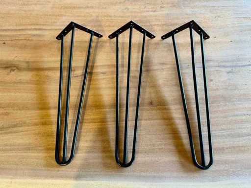 Metalowa noga z zawrotkami (3x)