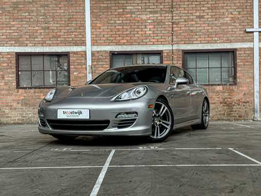 Porsche Panamera 3.6 V6 300pk 2011