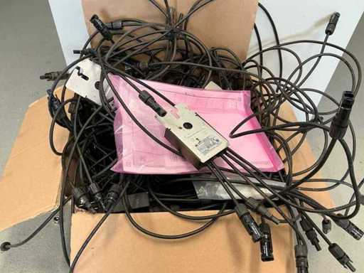 Accessori fotovoltaici a lotto misto Huawei