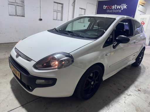 Fiat - Punto Evo - 1.3 M-Jet Racing - 07-SHN-4