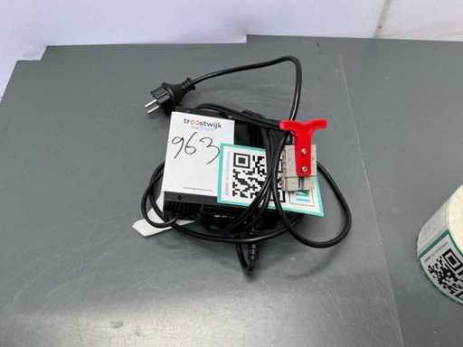 movexx - oplader - CBHD1 24V %a - Batterij