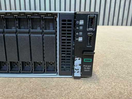 HP Proliant DL380 gen11 Server